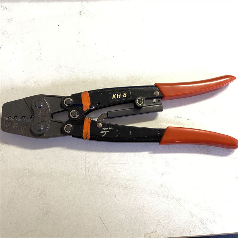 圧着工具